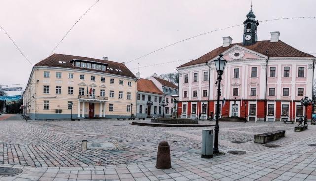 Tartu raekoja plats