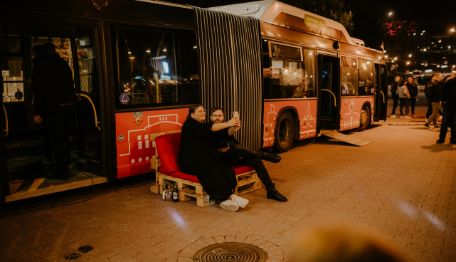 Buss seisab