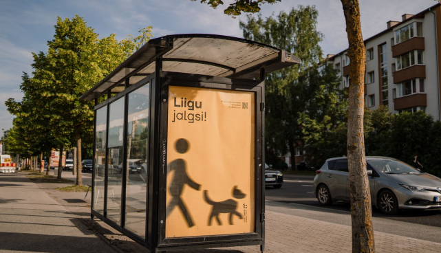 Bussipeatuse reklaampind