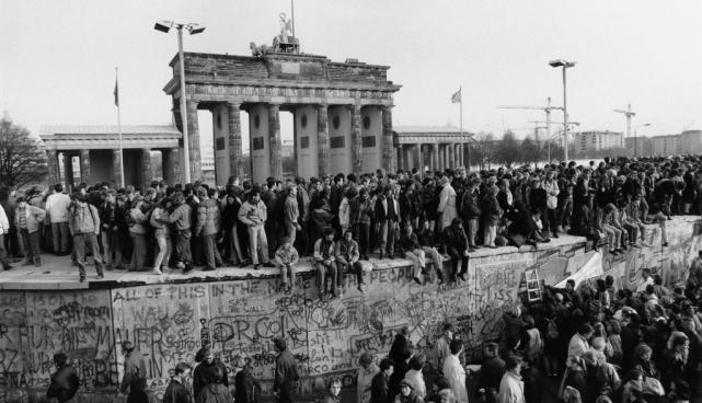 “Fall of the Wall. 10.11.1989. Berlin”