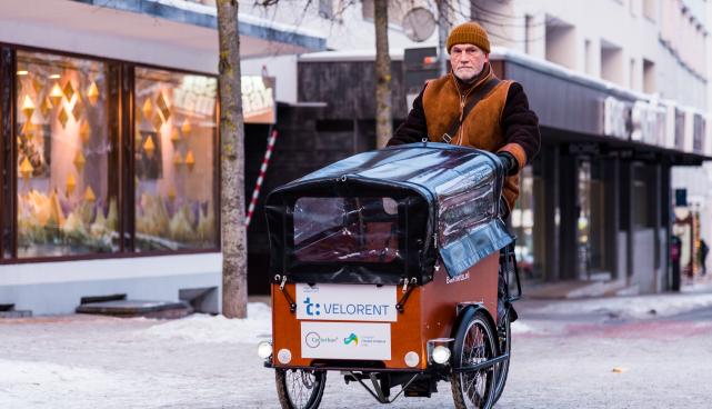 Kesklinnas sai tutvuda Tartu velorendi kastiratastega