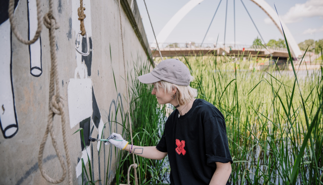 Minu esimene konkursi kunstnik Anna Weidebaum Emajõel