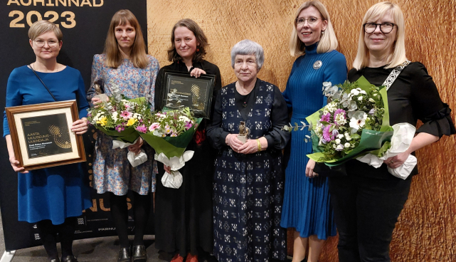 Muuseumirotid võtsid ERMist vastu (vasakult) Agnes Aljas, Marleen Metslaid, Tuuli Tubin-McGinley, Anu Raud, Kertu Saks ja Pille Runnel.