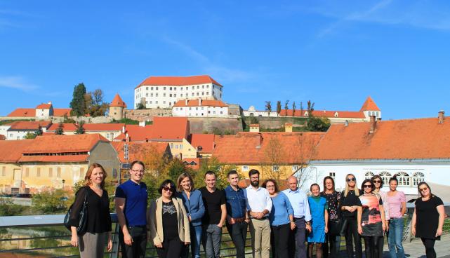 innova Foster kohtumine Ptuj's