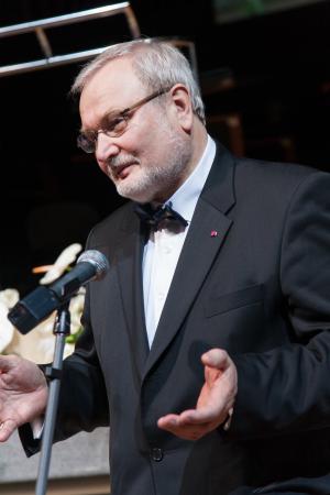 Mart Ustav